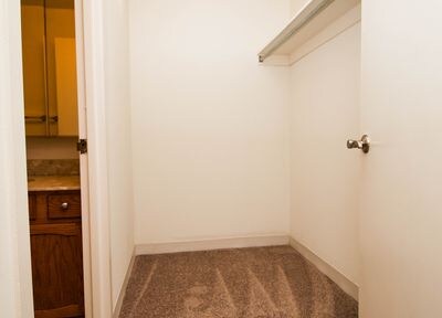 Building Photo - 23 E Chestnut St