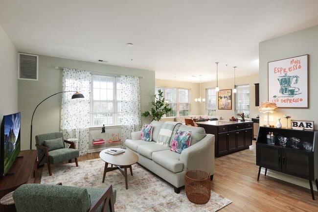 Building Photo - Greene 750 at Bear Tavern (NEW)