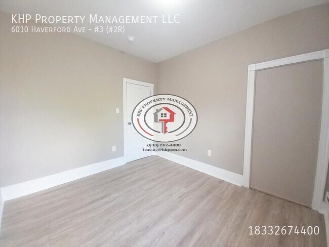 Foto del edificio - ONE MONTH'S RENT FREE! Wonderful 1 Bedroom...