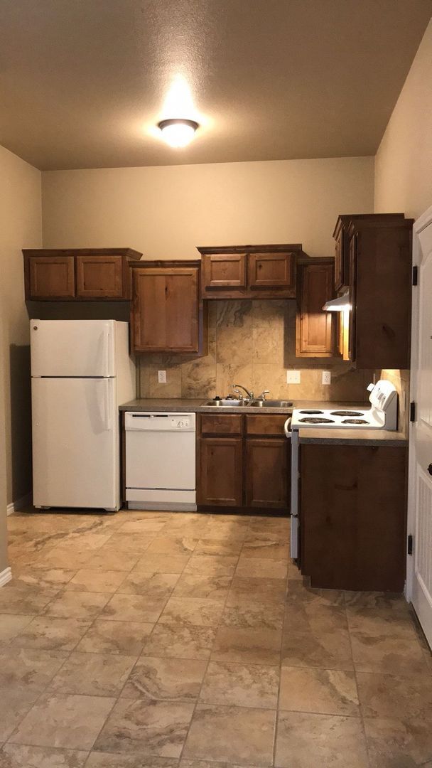 Building Photo - 4308 Hunters Pl Dr