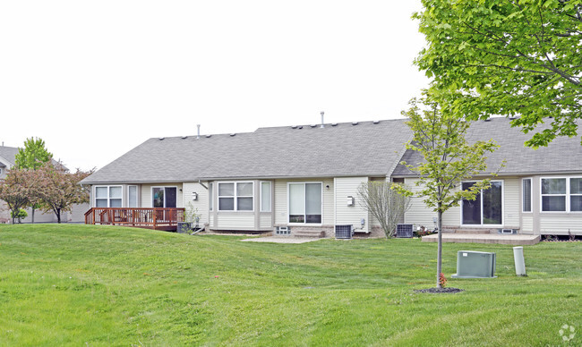 Building Photo - Stonefield Village