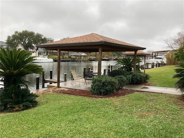 Building Photo - 4638 Pontchartrain Dr
