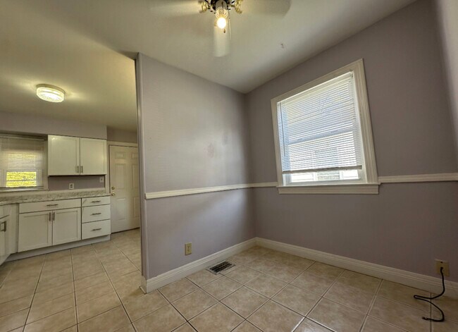 Photo - 1483 Clara Ave House