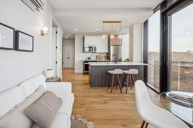 Foto del edificio - 1890 Pelham Pky