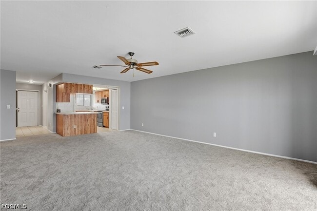 Building Photo - 1203 SW 48th Terrace