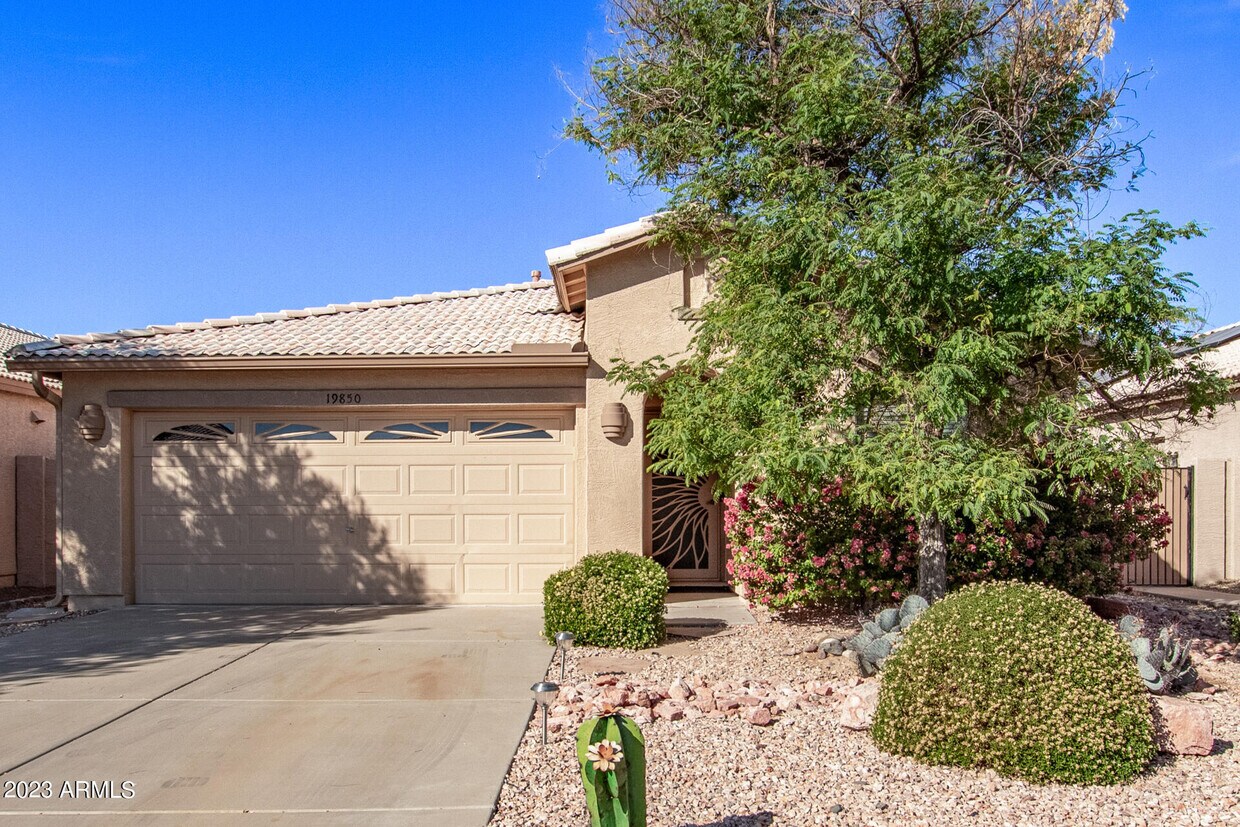 Foto principal - 19850 N 110th Ln