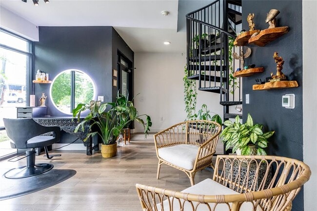 Foto del edificio - 2213 Poquito St