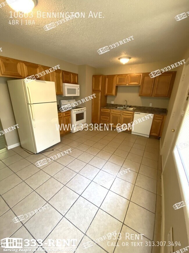 Building Photo - 10803 Bennington Ave