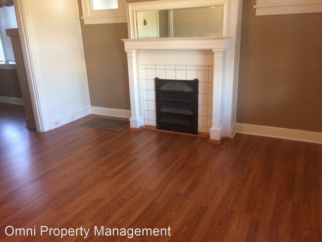 Building Photo - 2 br, 1 bath House - 2818 Clermont Ave.