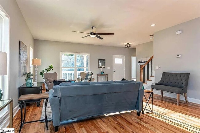 Building Photo - 111 Chestnut St