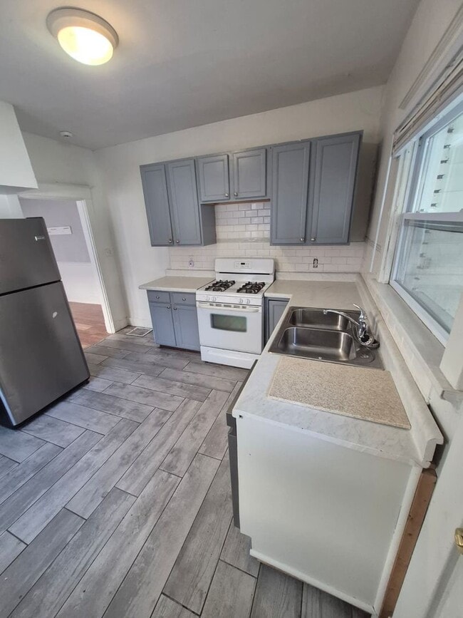 Building Photo - 524 Highland Pike