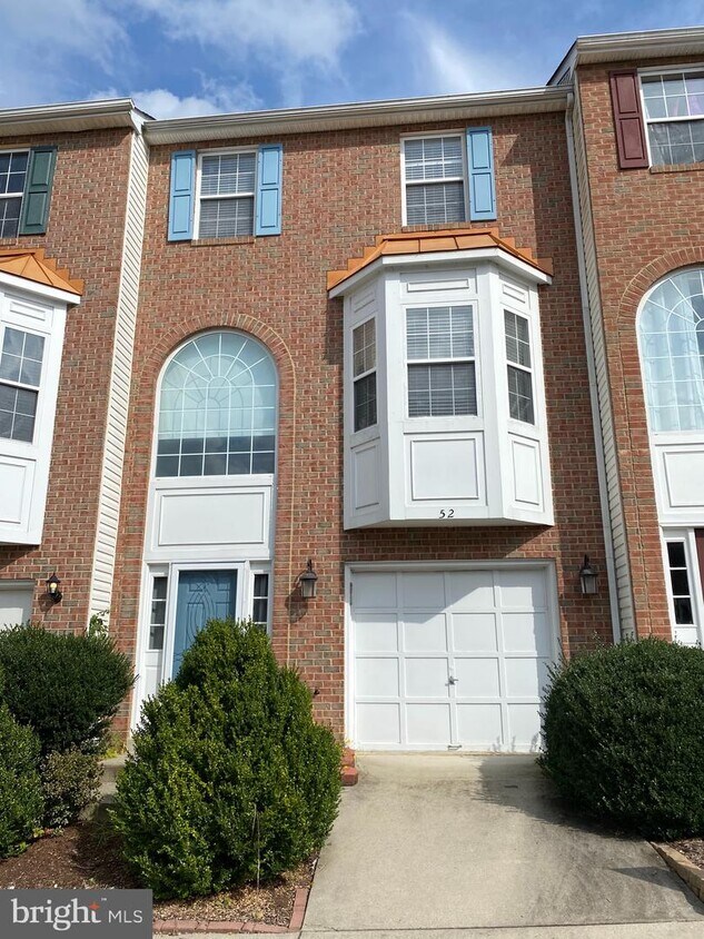 52 Townes Pl, Fredericksburg, VA 22405 Townhouse for Rent in