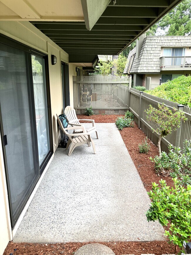 Foto del edificio - 1420 153rd Ave NE