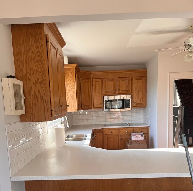 Foto del edificio - 839 Grassy Hill Rd