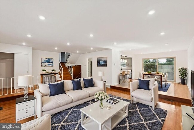 Building Photo - 1234 Remington Rd