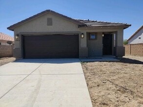 Building Photo - 9543 W Troy Dr