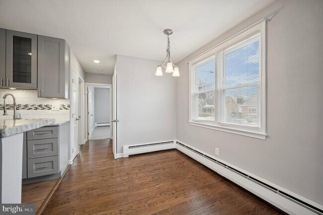 Foto del edificio - 7947 Ferndale St