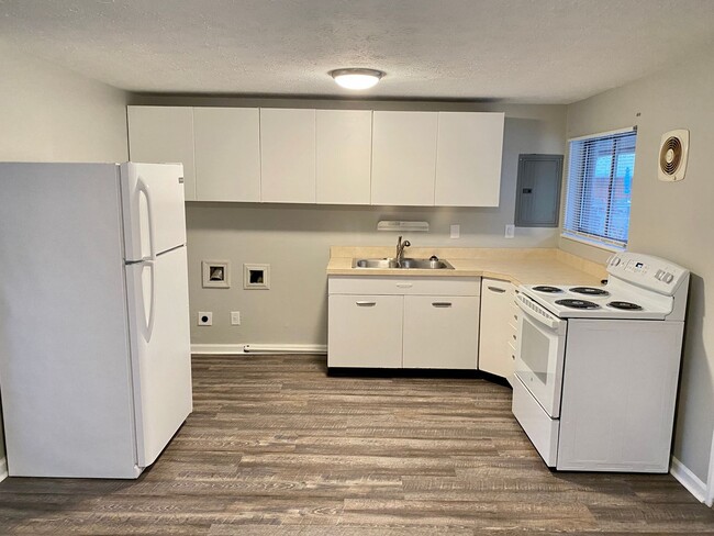 Building Photo - 4306 Shroyer
