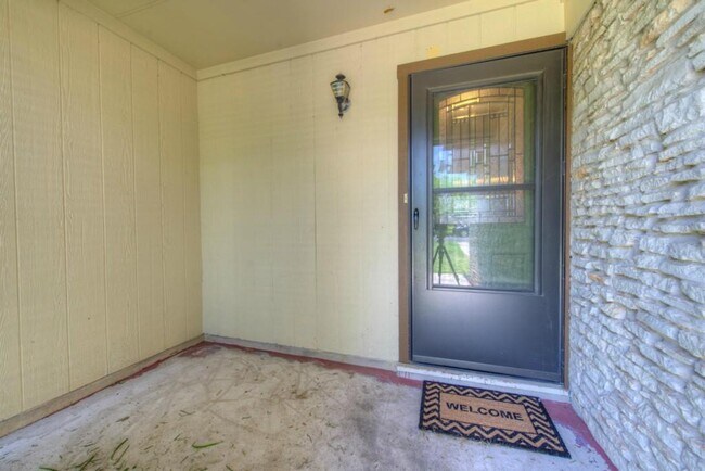 Foto del edificio - 1509 Quail Crest Dr