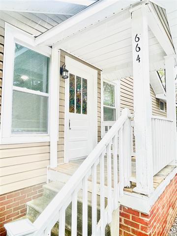 Foto del edificio - 664 Harris St NW