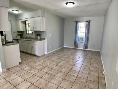 Foto del edificio - 8211 Gwendolyn Rd