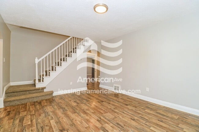 Building Photo - 1018 Northdale Ave