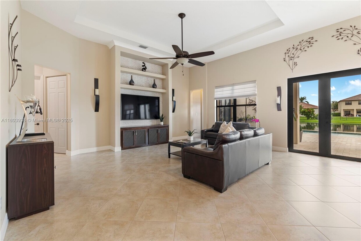 Foto del edificio - 8363 NW 26th Ct