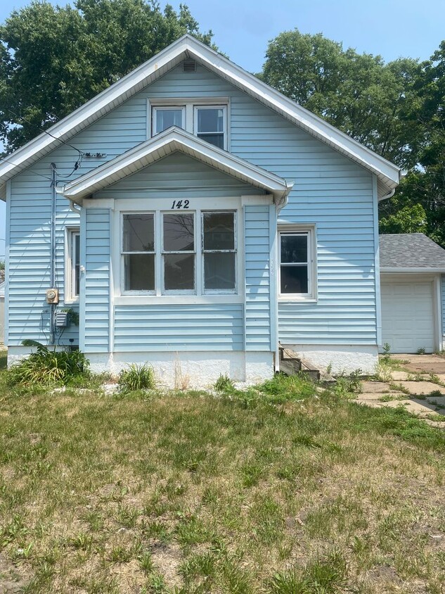 Primary Photo - 3 BED / 1 BATH Pet Friendly House for Rent!!