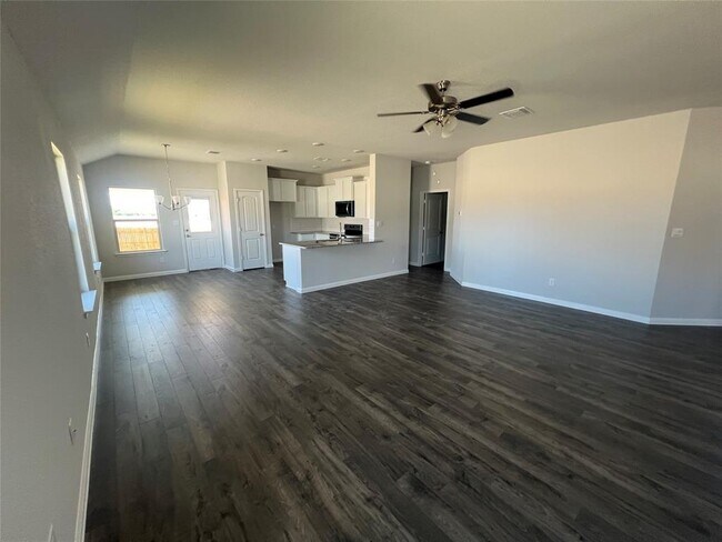 Foto del edificio - 209 Creekfall Rd