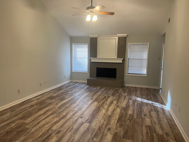 Building Photo - 2916 Ocean Way