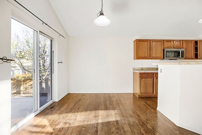 Photo - 4 Bedroom 3 Bathroom Home Available now!