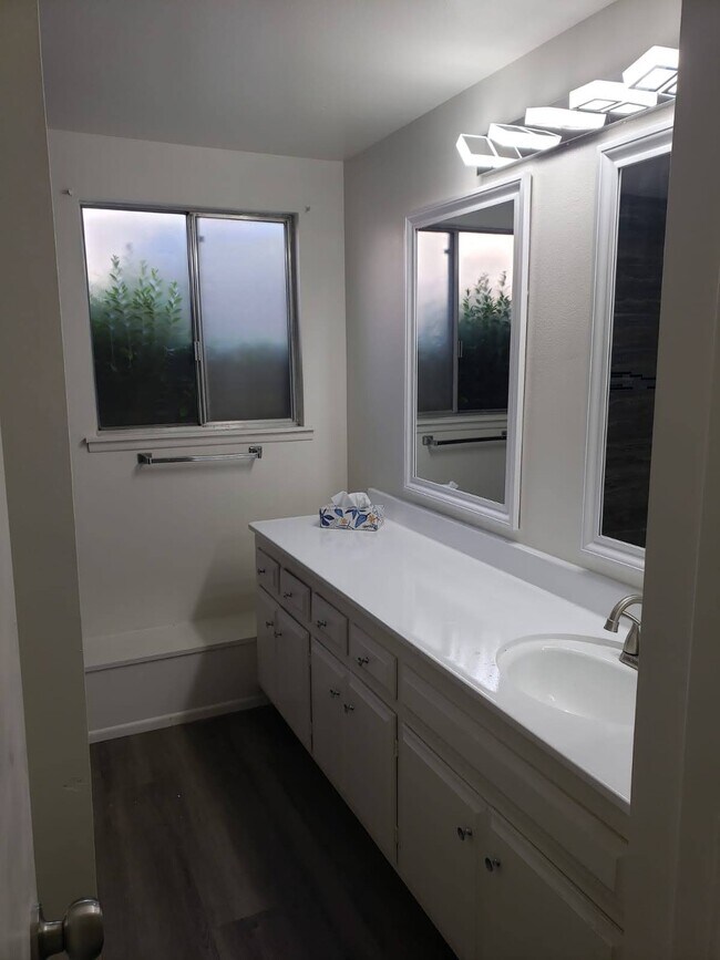 Foto del edificio - 1907 Clover Way