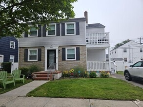 Building Photo - 212 N Wilson Ave