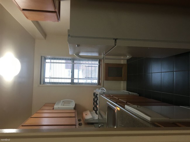 Foto del edificio - 8410 Main St