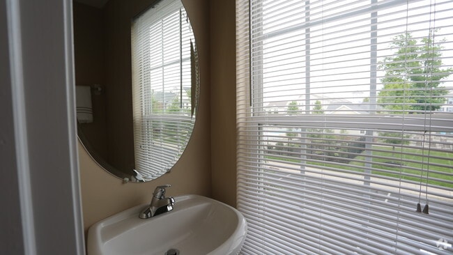 Half Bath - LC Gahanna