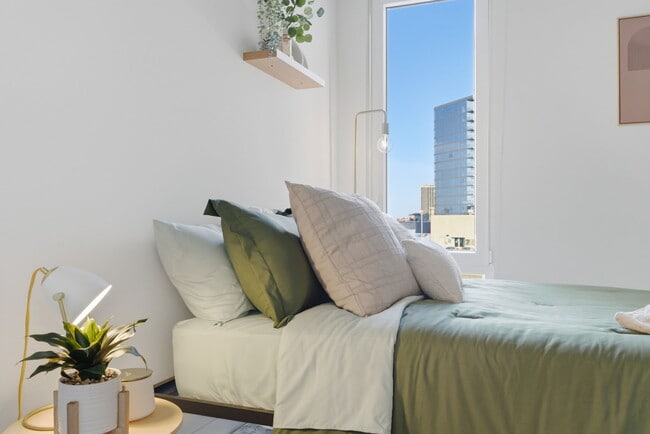 Photo - Post Chicago Apartments