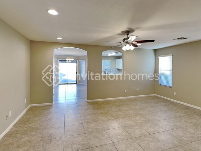 Building Photo - 40184 N Costa Del Sol Dr