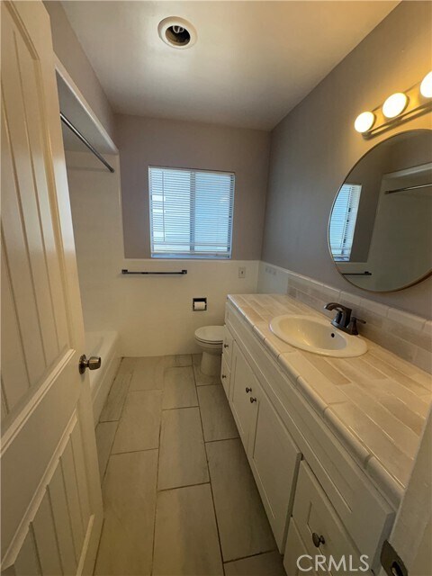 Foto del edificio - 430 E I St