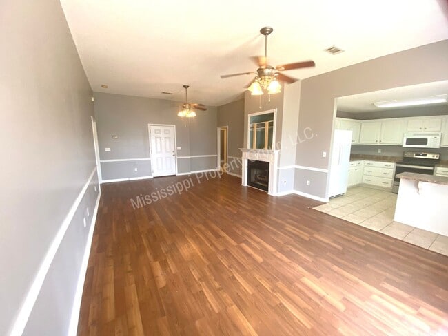 Photo - 3BR/2BA For Rent House