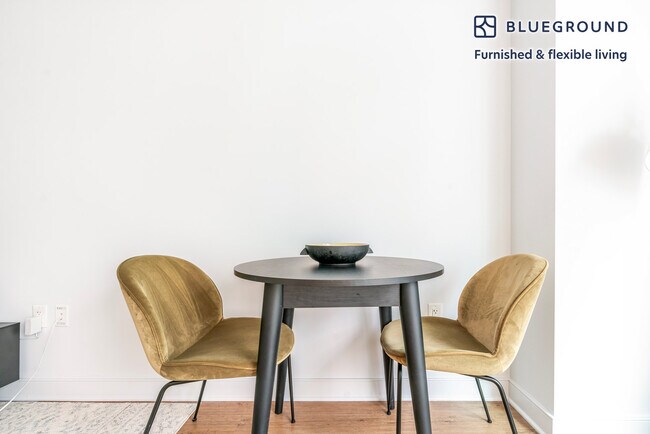 Building Photo - 455 I St NW