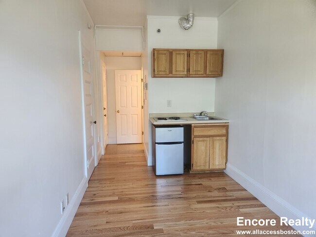 Foto del edificio - 1061 Beacon St