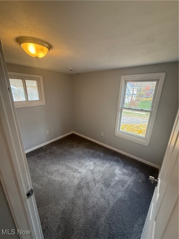 Building Photo - 702 Grace Ave