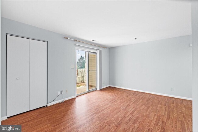 Building Photo - 93 Fern Oak Cir