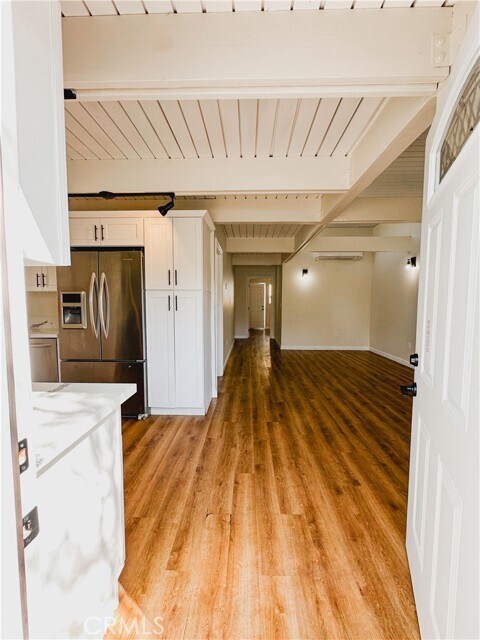 Foto del edificio - 11571 Archwood St