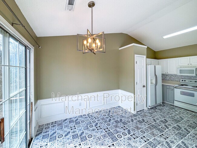 Foto del edificio - 113 W Okaloosa Way