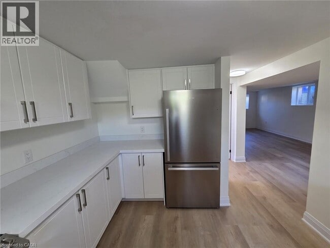 Building Photo - 12 Ferndale Ave