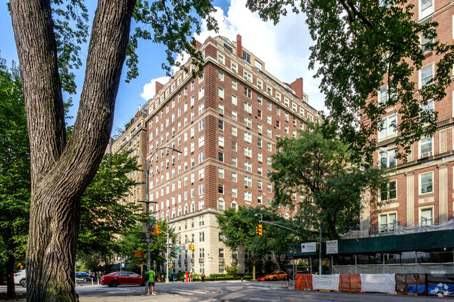 Foto del edificio - Carnegie Hill