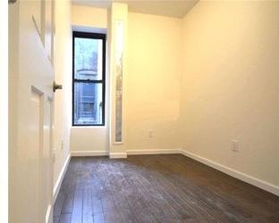 Building Photo - 41 Henry St