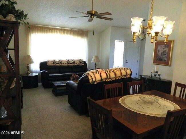 Foto del edificio - 12635 W Foxfire Dr