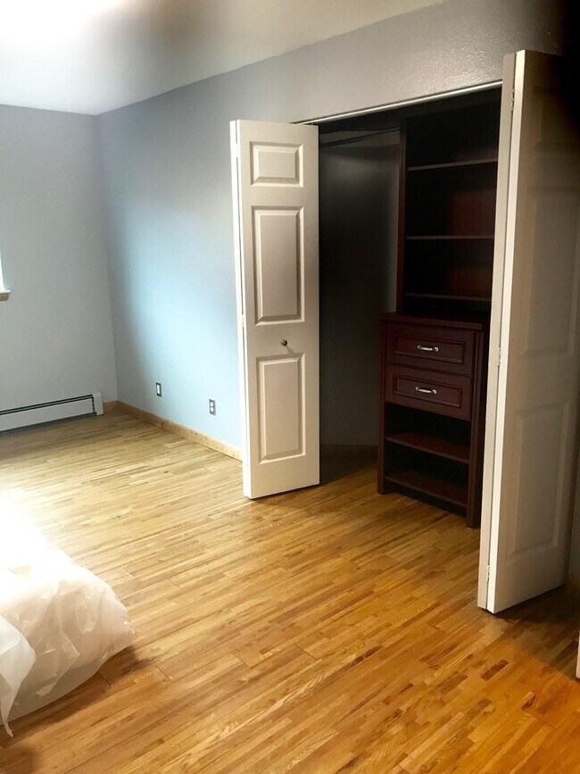 Foto del edificio - Bright and Sunny 2-Bedroom/2-Bathroom for ...